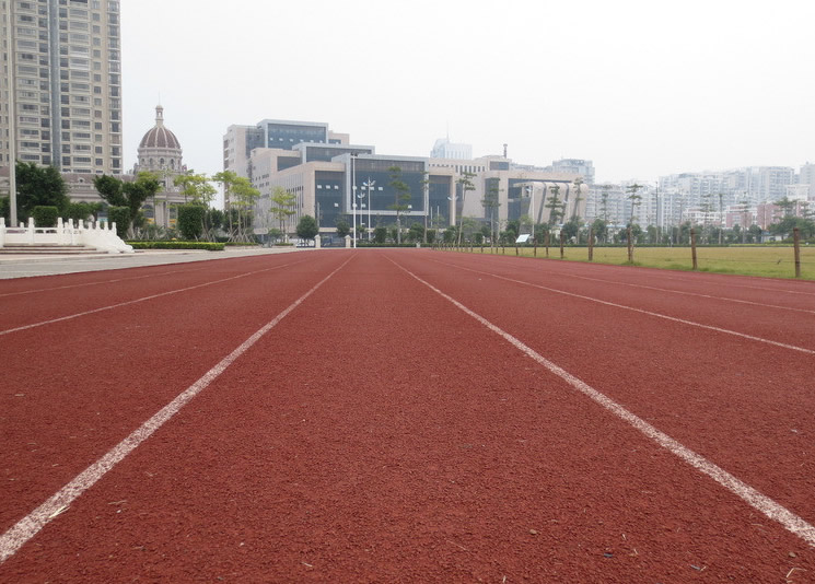  兴义市鲁屯镇义尤实验学校4300平米